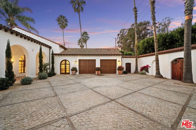 2347 E Valley Road, Santa Barbara CA: https://media.crmls.org/mediaz/c48a78a6-429e-4d8f-ab75-79aad9f278f5.jpg