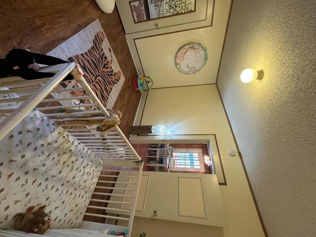 2727 Blenheim Avenue, Redwood City CA: https://media.crmls.org/mediaz/c48a9700-cc4f-4290-9f25-7d2ab68aff77.jpg