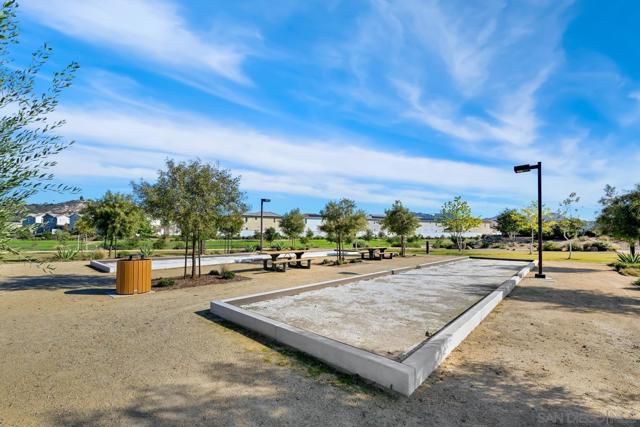 13410 Pasture Ct, Valley Center CA: https://media.crmls.org/mediaz/c48c7a85-61a6-4b37-8b2d-a936f124224e.jpg