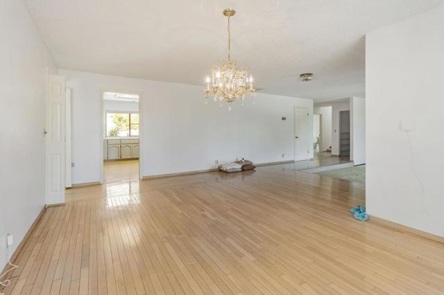 15231 Skyview Drive, San Jose CA: https://media.crmls.org/mediaz/c48cb9e1-589c-4837-ad6f-6bdc7c8943dd.jpg