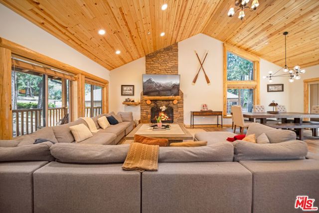 919 Mcalister Road, Big Bear City CA: https://media.crmls.org/mediaz/c48cf8b2-d75f-4b5b-9f0c-15eea6cf2ff5.jpg