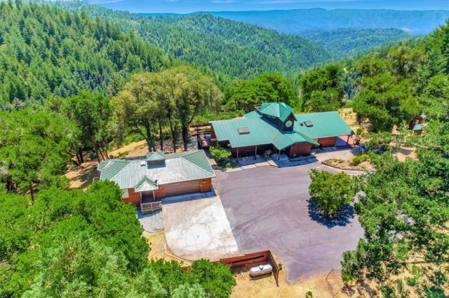 950 Oak Ridge Road, Los Gatos CA: https://media.crmls.org/mediaz/c48d147e-95f3-4064-a503-f3035311990f.jpg