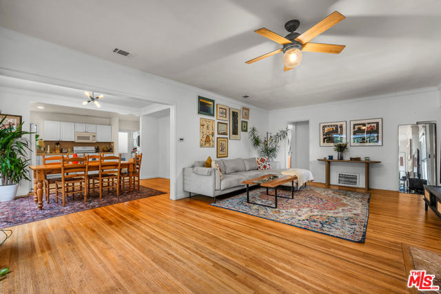 1142 16th Street photo 4