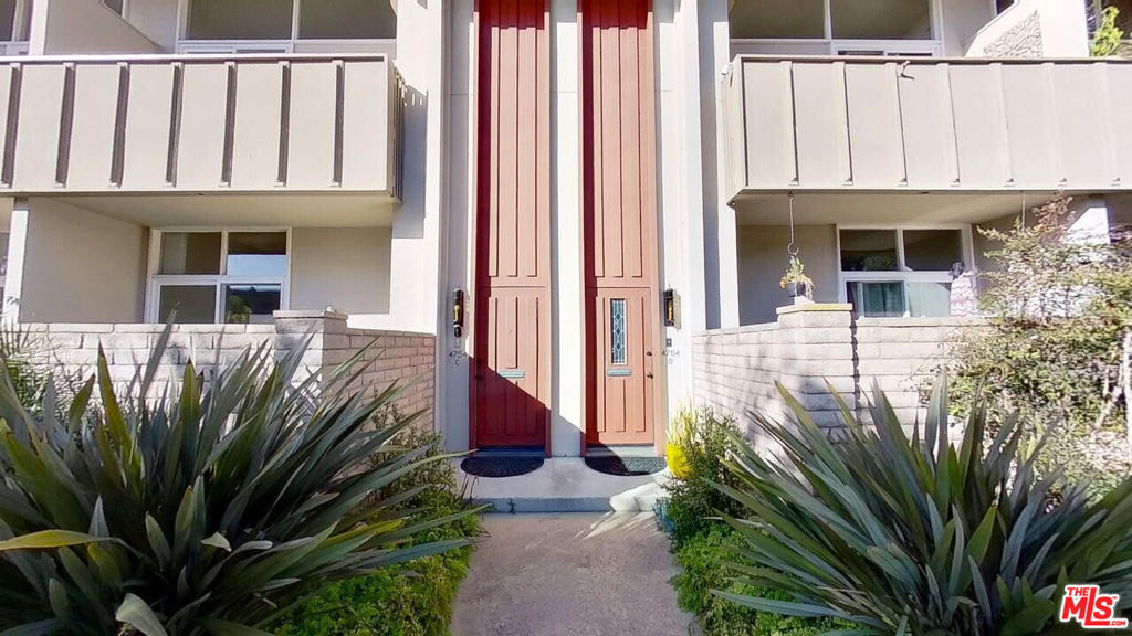 4754 La Villa Marina #C