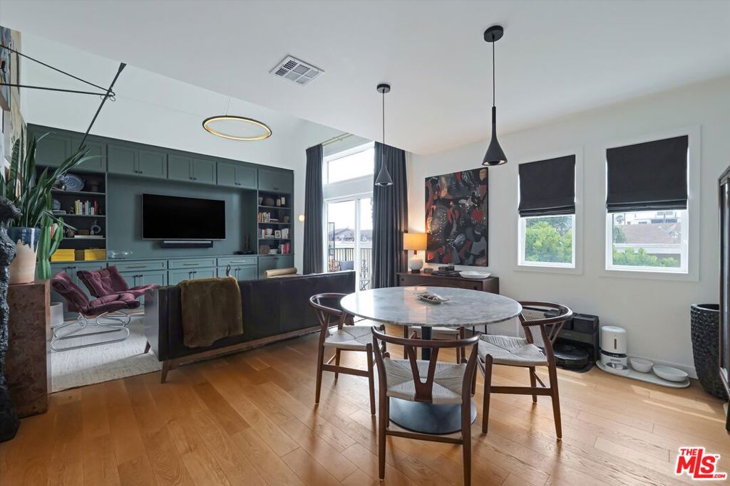 12530 Venice Boulevard #8