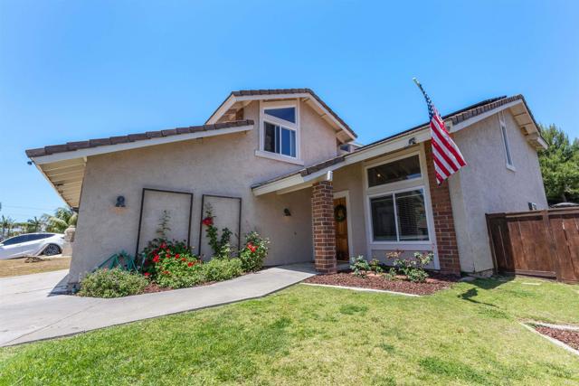 Detail Gallery Image 1 of 38 For 1754 Hill Top Ln, Encinitas,  CA 92024 - 4 Beds | 2/1 Baths