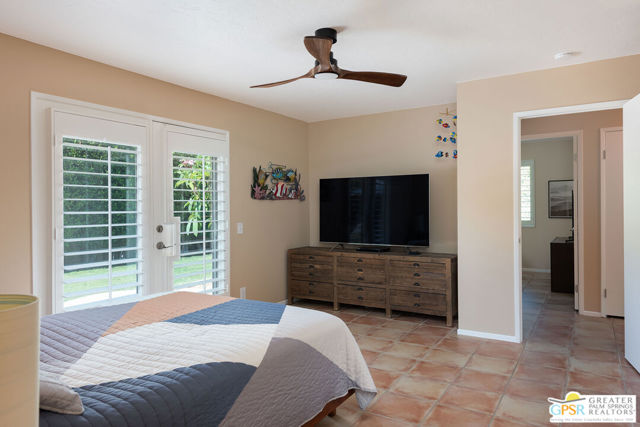 2795 Alondra Way, Palm Springs CA: https://media.crmls.org/mediaz/c490c753-8f6b-4518-9962-cdd8e8b9082e.jpg