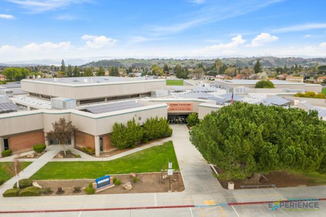 6176 Calle Del Conejo, San Jose CA: https://media.crmls.org/mediaz/c4910f7e-7b4d-48eb-9166-96ec743a62aa.jpg