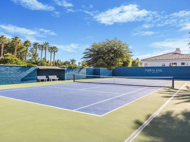 80872 Calle Azul, La Quinta CA: https://media.crmls.org/mediaz/c492170e-98e2-4b14-8088-6055f1f6aca6.jpg