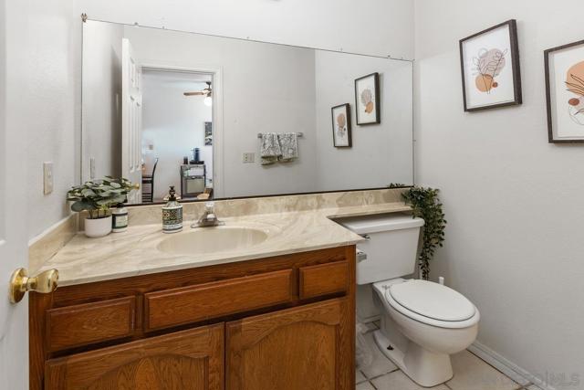 972 8 Sapphire St, San Diego CA: https://media.crmls.org/mediaz/c4922e97-064c-4e71-ada1-a2904e3835ea.jpg