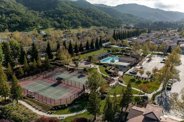 65056695 Eagle Ridge Court, Gilroy CA: https://media.crmls.org/mediaz/c4927363-4430-426c-9978-b5d3c96a256e.jpg