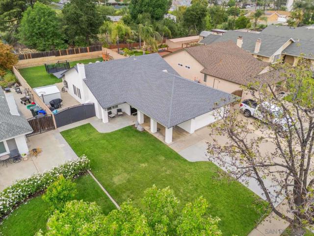9026 W Hamilton St, Rancho Cucamonga CA: https://media.crmls.org/mediaz/c492cb8c-6f93-4a76-ad88-32eb5dbd98bb.jpg