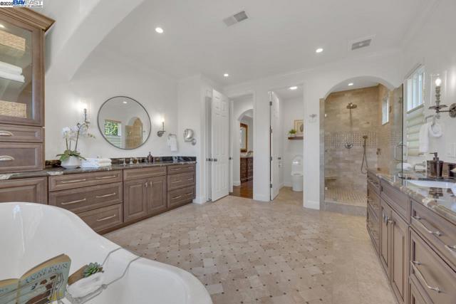 Image 34 of 57 For 7193 Rosecliff Ct
