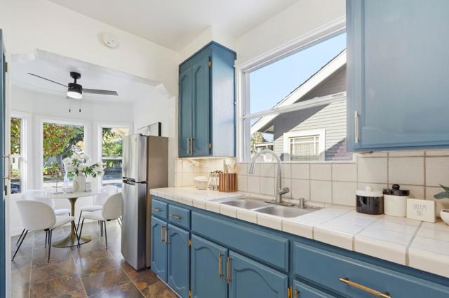 180 S 21st Street, San Jose CA: https://media.crmls.org/mediaz/c4937421-37d6-45b0-91d0-de08012ae7d3.jpg