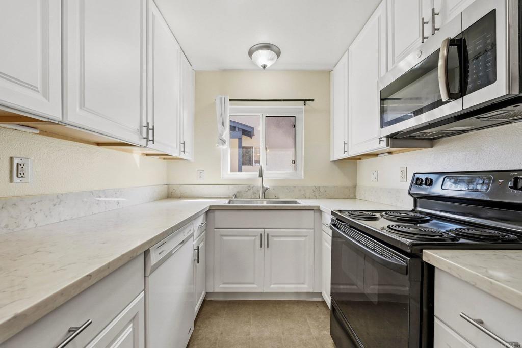 10673 Carmel Mountain Road - photo 16