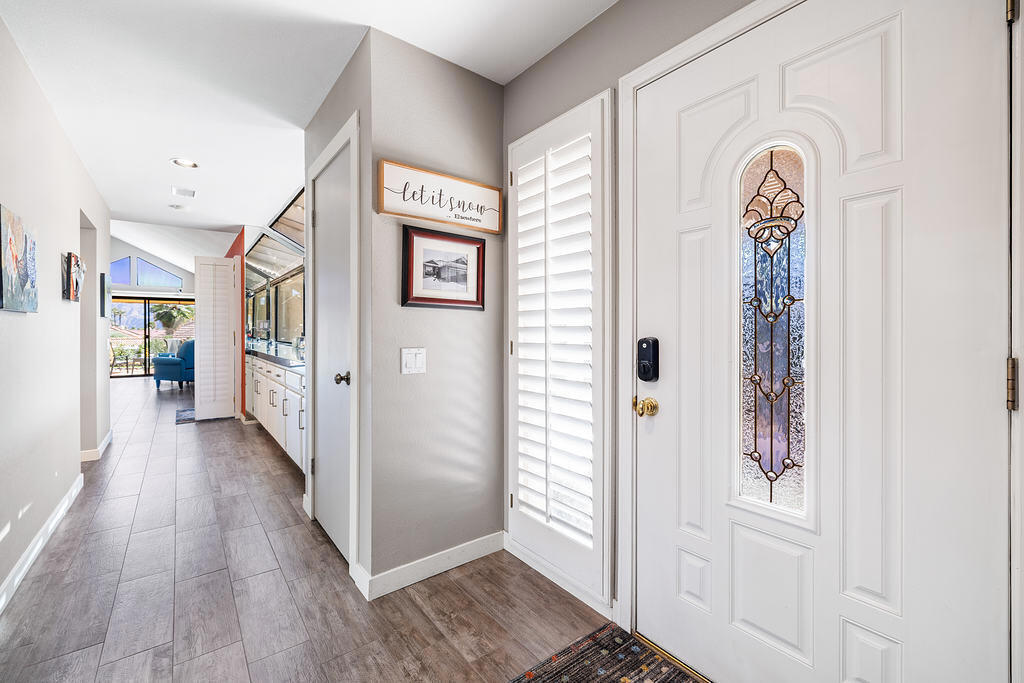 MLS #219137302DA image #2