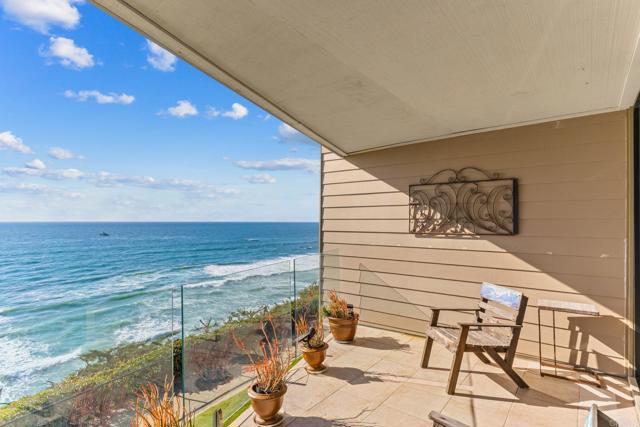 Detail Gallery Image 6 of 51 For 345 W I St, Encinitas,  CA 92024 - 2 Beds | 2/1 Baths