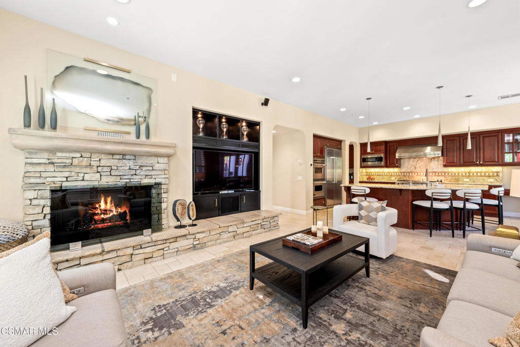 MLS #225001763 image #8