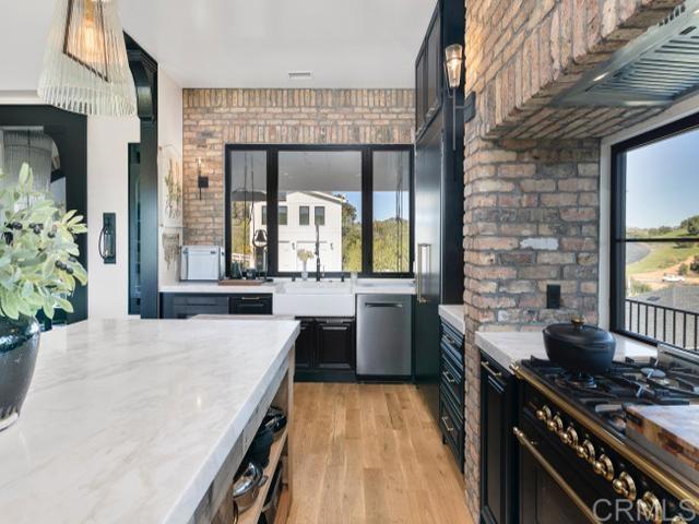 2255 Via Dulcea, Fallbrook CA: https://media.crmls.org/mediaz/c49955c1-fa58-4bd8-a0ec-fdb83cd0324c.jpg