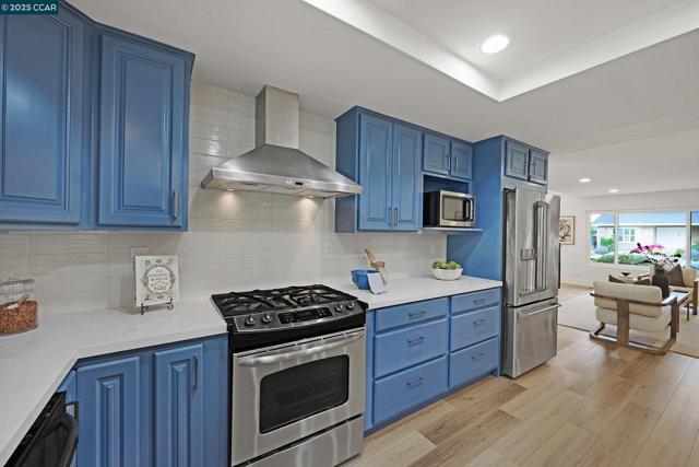 2043 Gill Port Ln, Walnut Creek CA: https://media.crmls.org/mediaz/c499c5b4-fb64-4555-8fb9-bcc672c45932.jpg