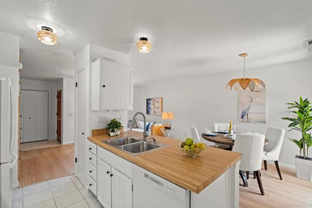 155 Peach Terrace, Santa Cruz CA: https://media.crmls.org/mediaz/c49a6ab4-8b0a-47eb-a9bb-527bacb5eeb5.jpg