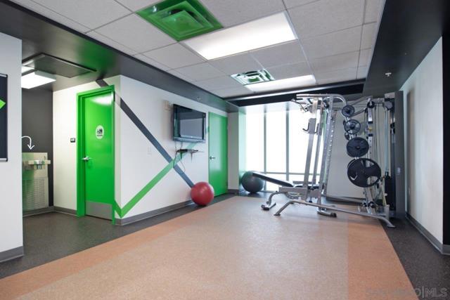 1080 Park Blvd, San Diego CA: https://media.crmls.org/mediaz/c49aee0e-e35b-4d1f-b838-1518fa2e828d.jpg