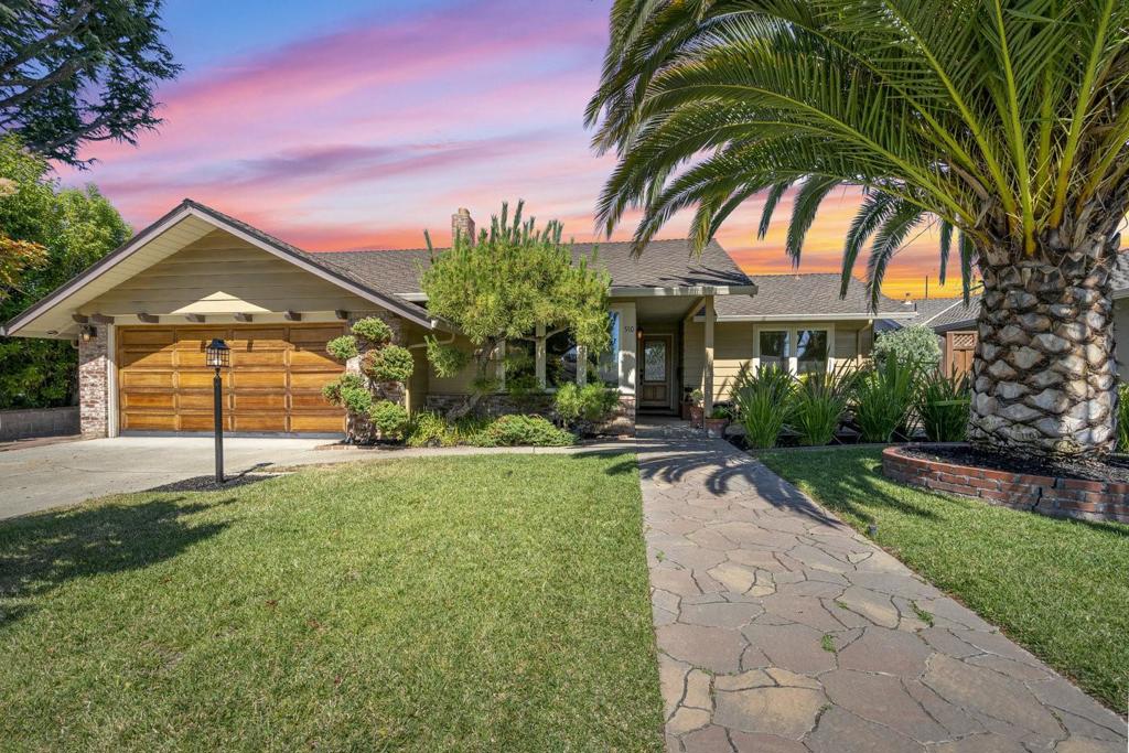910 Monica Lane
