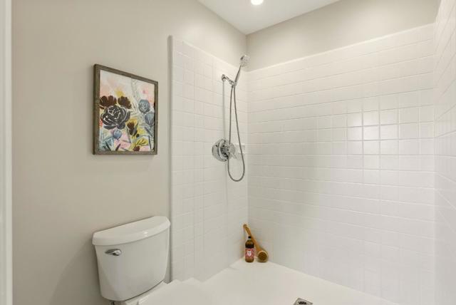 28 W Santa Inez Avenue, San Mateo CA: https://media.crmls.org/mediaz/c49bf8fa-2b76-417d-be29-40412a1cbd32.jpg