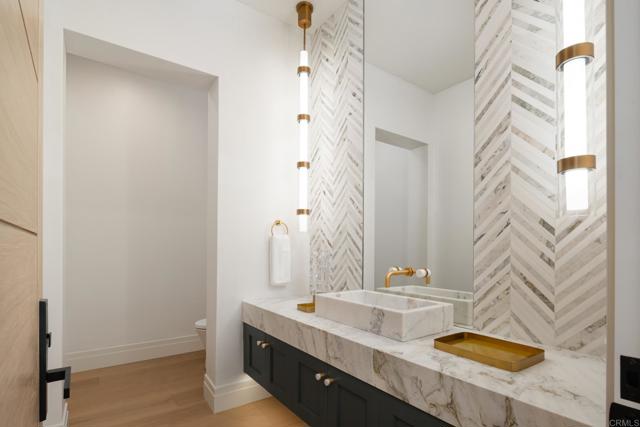 Detail Gallery Image 9 of 15 For 16345 Los Arboles, Rancho Santa Fe,  CA 92067 - 7 Beds | 7/2 Baths