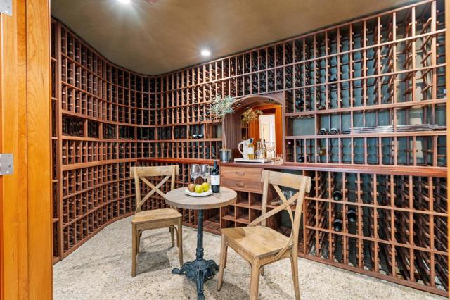 6 Zachary Court, Menlo Park CA: https://media.crmls.org/mediaz/c49ca1a6-5421-4bc9-9044-c740e09786a2.jpg