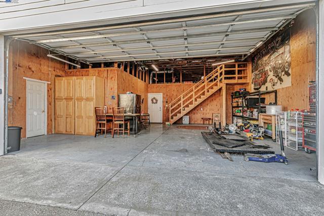 337 I St, Fremont CA: https://media.crmls.org/mediaz/c49f6b89-03ba-447d-9b6a-f1c42509ac4f.jpg