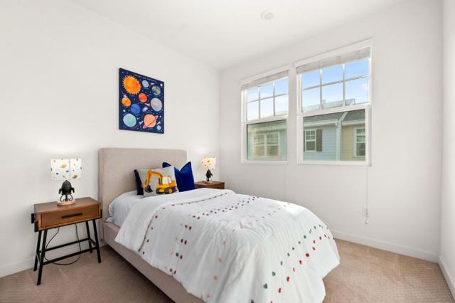 111 Orbit Way, Mountain View CA: https://media.crmls.org/mediaz/c4a0bd61-4254-4779-9f99-564ec144832a.jpg