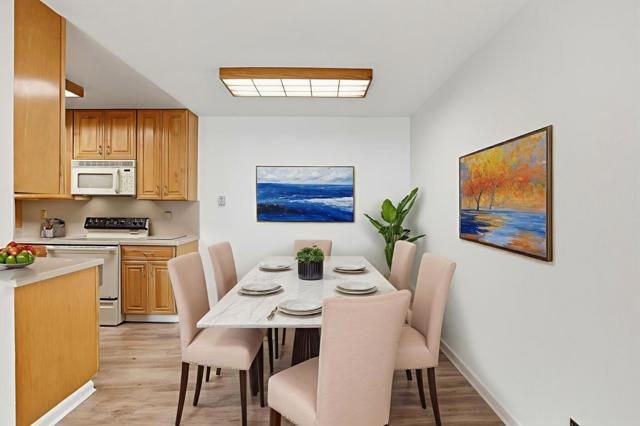 1031 Cherry Avenue, San Bruno CA: https://media.crmls.org/mediaz/c4a0c1af-3a0d-4daf-bc1b-899595571a94.jpg