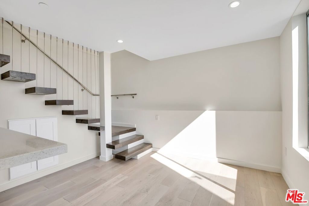 MLS #26875897 image #60