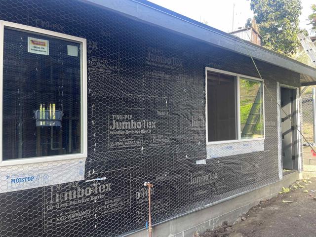 3335 37 S Barcelona St., Spring Valley CA: https://media.crmls.org/mediaz/c4a2a013-de41-456a-8fbd-b86226571648.jpg