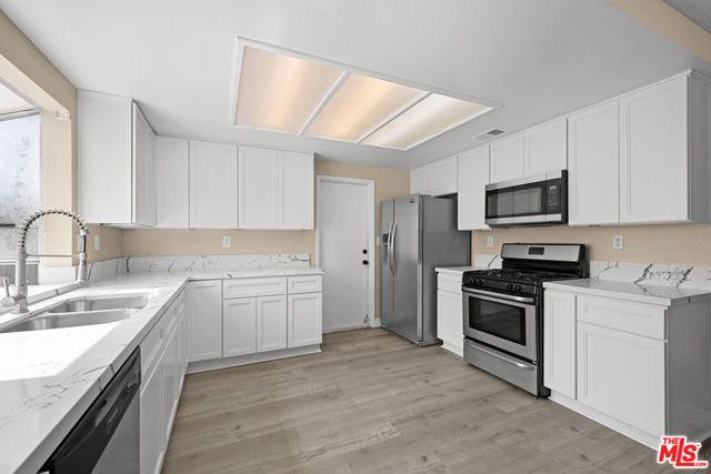 25626 Vespucci Avenue, Moreno Valley CA: https://media.crmls.org/mediaz/c4a2ccf5-2fed-4066-98b6-d99bccda94a2.jpg