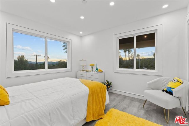 8600 Farralone Avenue, West Hills CA: https://media.crmls.org/mediaz/c4a52130-2b35-4ce7-b8b1-518be4704aaf.jpg