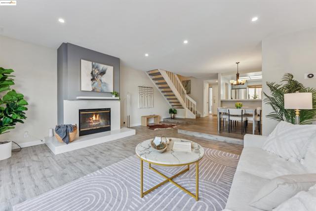 3732 Northridge Dr, Richmond CA: https://media.crmls.org/mediaz/c4a5914b-a765-4b68-b531-254a51e31e3c.jpg