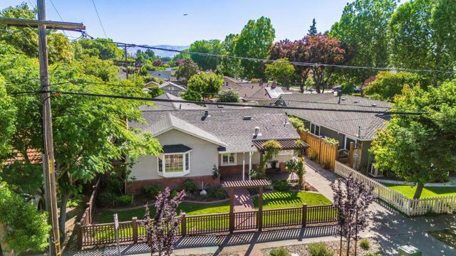 1986 Cottle Avenue, San Jose CA: https://media.crmls.org/mediaz/c4a70ab8-e7a9-4a82-a6b3-3e5fcba635b6.jpg