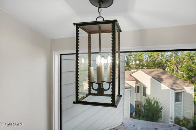 1228 S Westlake Boulevard, Westlake Village CA: https://media.crmls.org/mediaz/c4a730dd-10e1-47f2-a909-1996806122ca.jpg