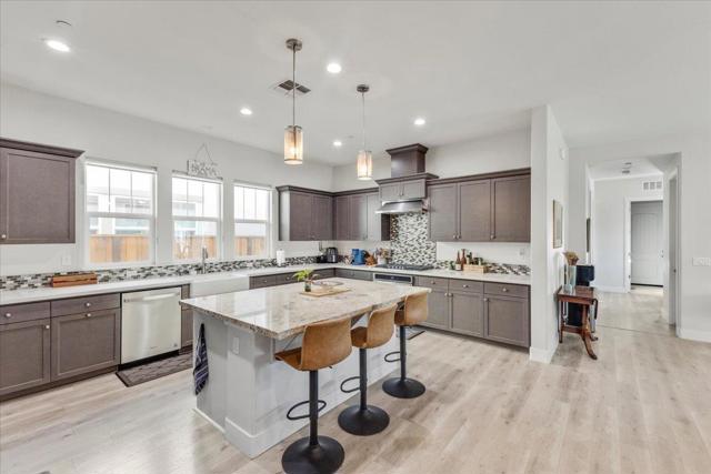 604 Matterhorn Court, Marina CA: https://media.crmls.org/mediaz/c4a840ec-de6a-42c4-a846-d3663045eeb8.jpg