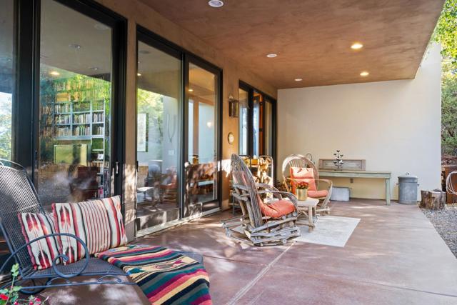 Detail Gallery Image 9 of 54 For 2810 Three Peaks Ln, Julian,  CA 92036 - 3 Beds | 2/1 Baths