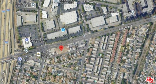12714 Ramona Boulevard, Baldwin Park CA: https://media.crmls.org/mediaz/c4a9951f-4d5d-4c5b-812c-d6b525a2ab0b.jpg