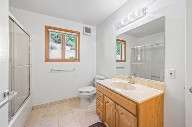 3265 Greenhills Drive, Lafayette CA: https://media.crmls.org/mediaz/c4abaae4-5085-4402-befb-aab7400f054b.jpg