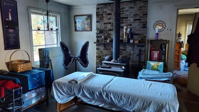 8063 Anderson Valley Road, Coulterville CA: https://media.crmls.org/mediaz/c4ac39d1-152a-4f3f-8cea-3e601e98968a.jpg
