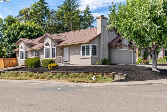 4415 Folsom Dr, Antioch CA: https://media.crmls.org/mediaz/c4ad2c04-0ccd-4a48-baf9-7cebcc5044ca.jpg
