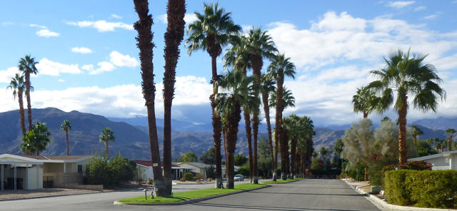 74276 Zircon E Circle, Palm Desert CA: https://media.crmls.org/mediaz/c4added7-763e-41c2-a8eb-5632b375f739.jpg