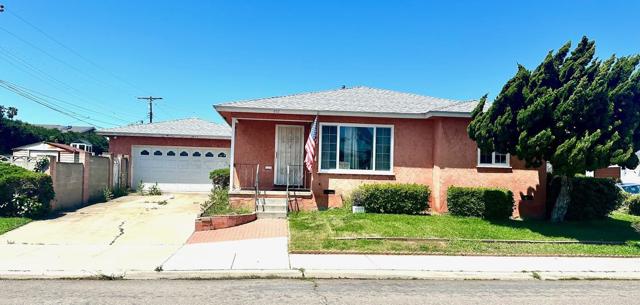 Detail Gallery Image 1 of 1 For 810 Corvina St, Imperial Beach,  CA 91932 - 3 Beds | 2 Baths