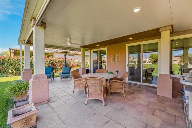 42197 Turqueries Avenue, Palm Desert CA: https://media.crmls.org/mediaz/c4aeb21a-5ccf-4f70-99e3-4802ec167a91.jpg