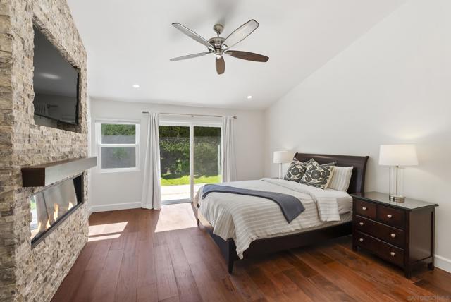 1458 Clark Court, Vista CA: https://media.crmls.org/mediaz/c4aece6b-b5cd-41f3-8ac7-b4d2f5a66db2.jpg
